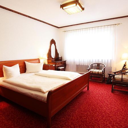 Hotel Pfauen Umkirch Bagian luar foto