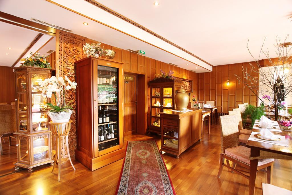 Hotel Pfauen Umkirch Bagian luar foto