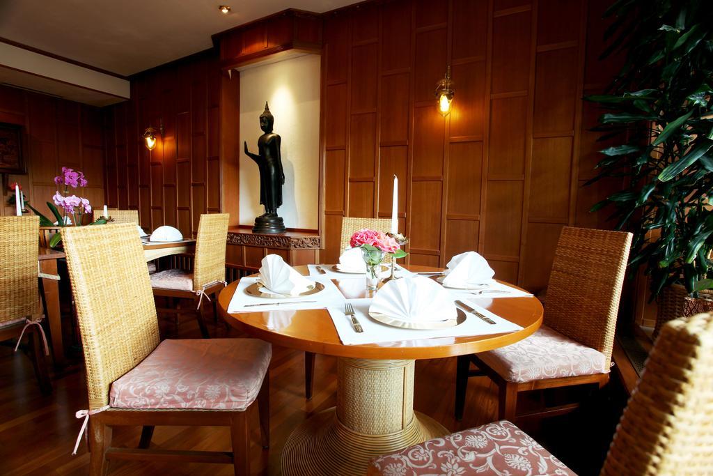 Hotel Pfauen Umkirch Bagian luar foto